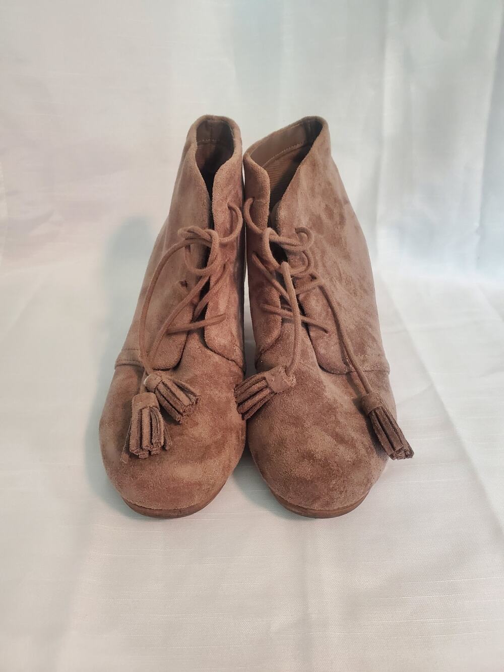 Dr Scholls Conquer Ankle boots Women's Size 7.5 Brown Suede Wedge Shoes S37